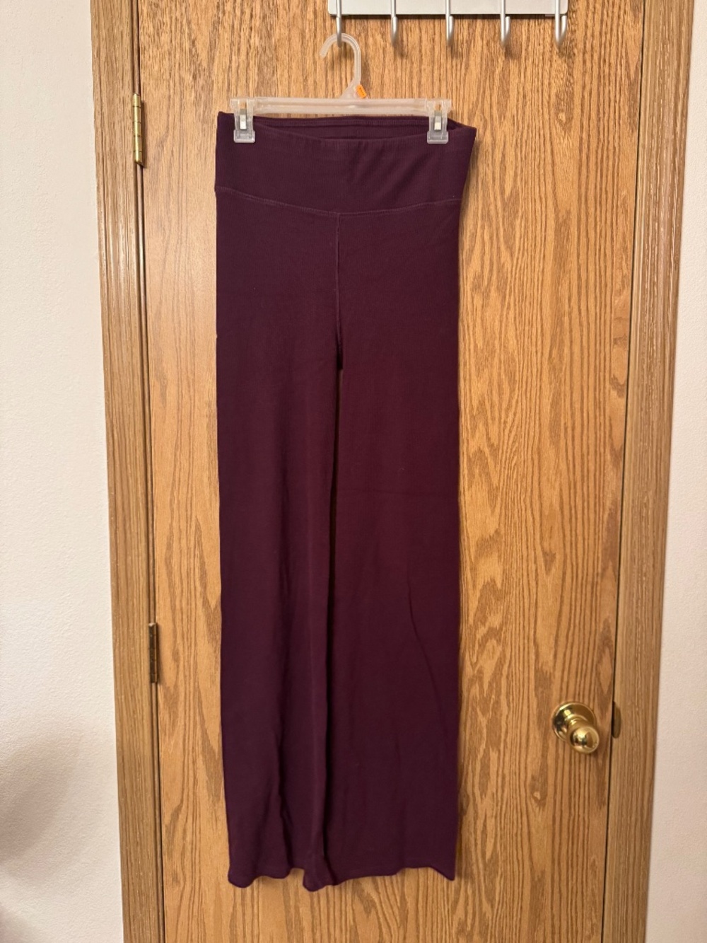 PACT Organic Cotton Ribbed Bootcut Leggings Women’s Size Large Plum Purple color